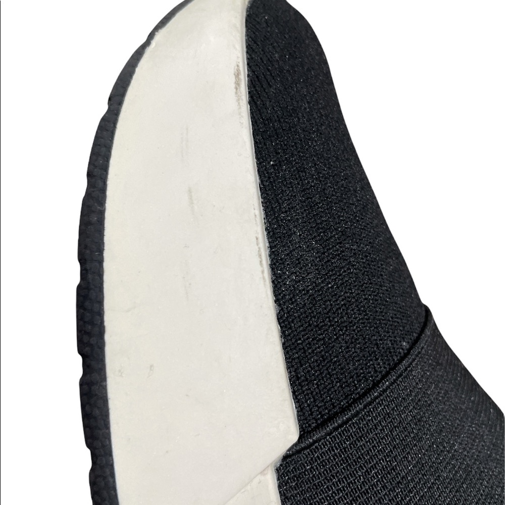 DKNY Marine Black and White Sole Top Sneakers size 6 - Picture 10 of 13